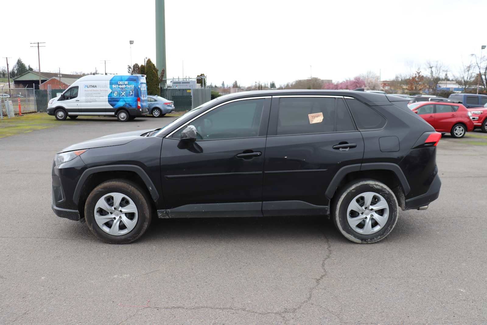 Thumbnail: 2022 Toyota RAV4 - 8