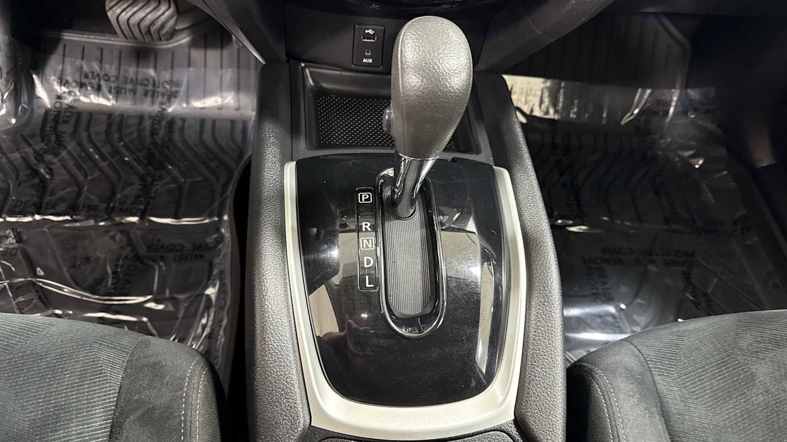 Thumbnail: 2016 Nissan Rogue - 22