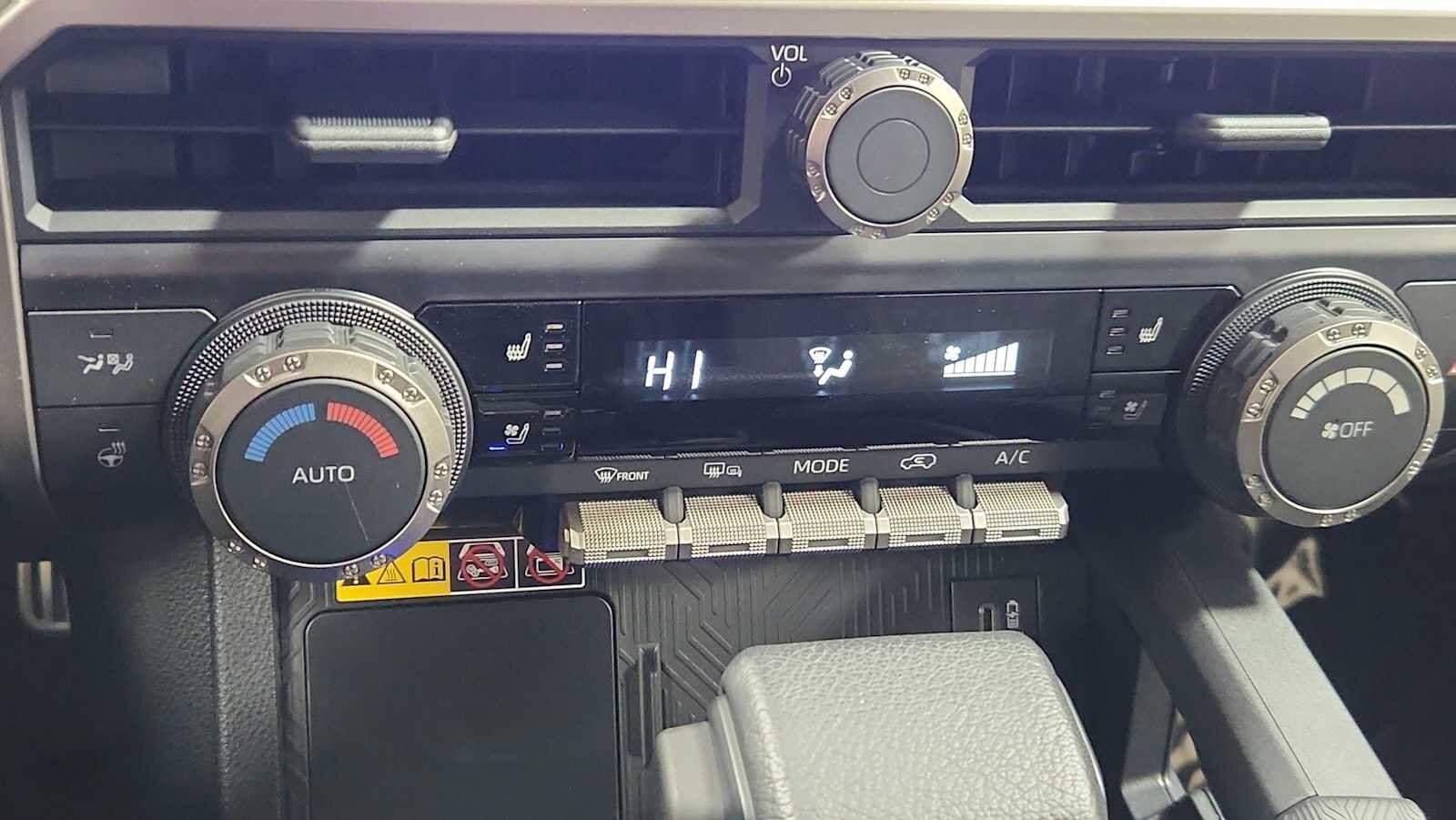 Thumbnail: 2025 Toyota 4Runner - 21