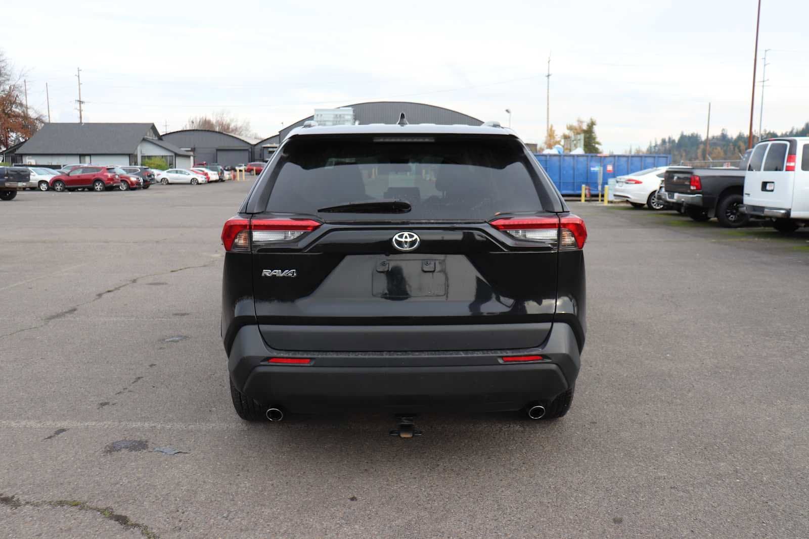 Thumbnail: 2021 Toyota RAV4 - 6