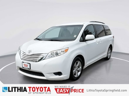2015 Toyota Sienna LE Van