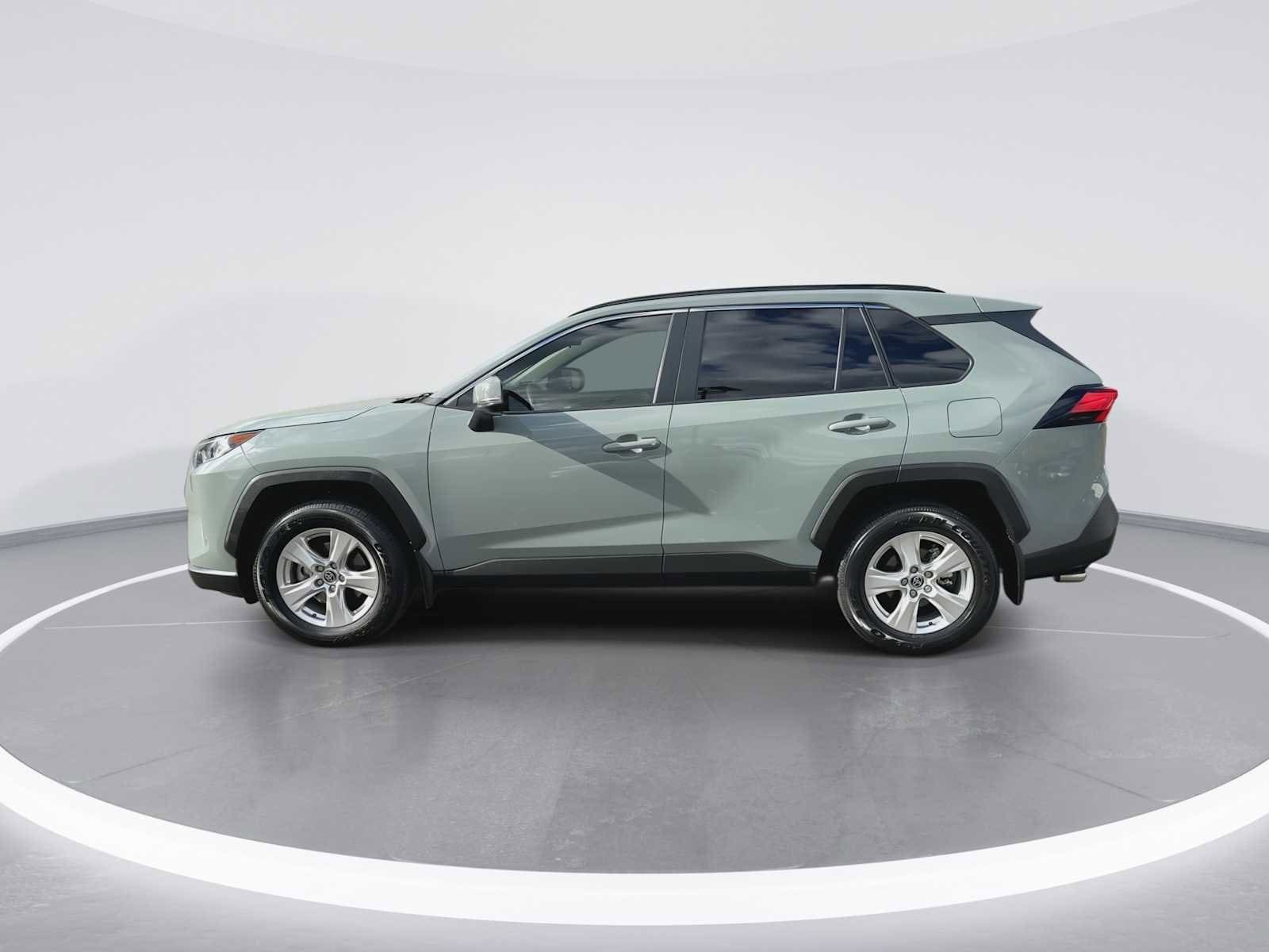 Thumbnail: 2021 Toyota RAV4 - 5