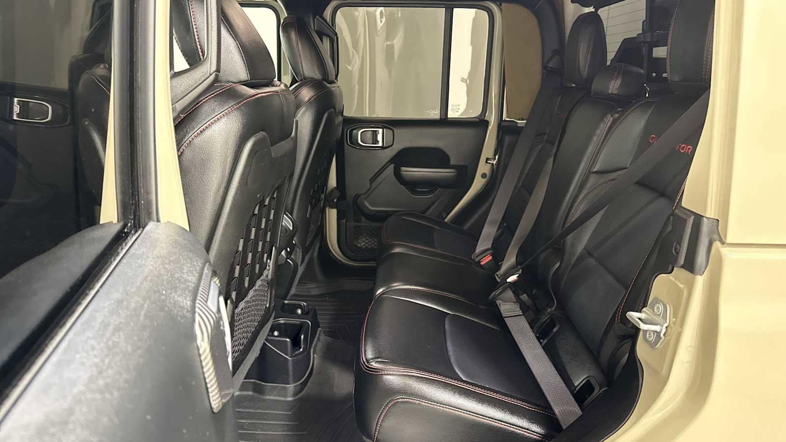 Thumbnail: 2020 Jeep Gladiator - 23