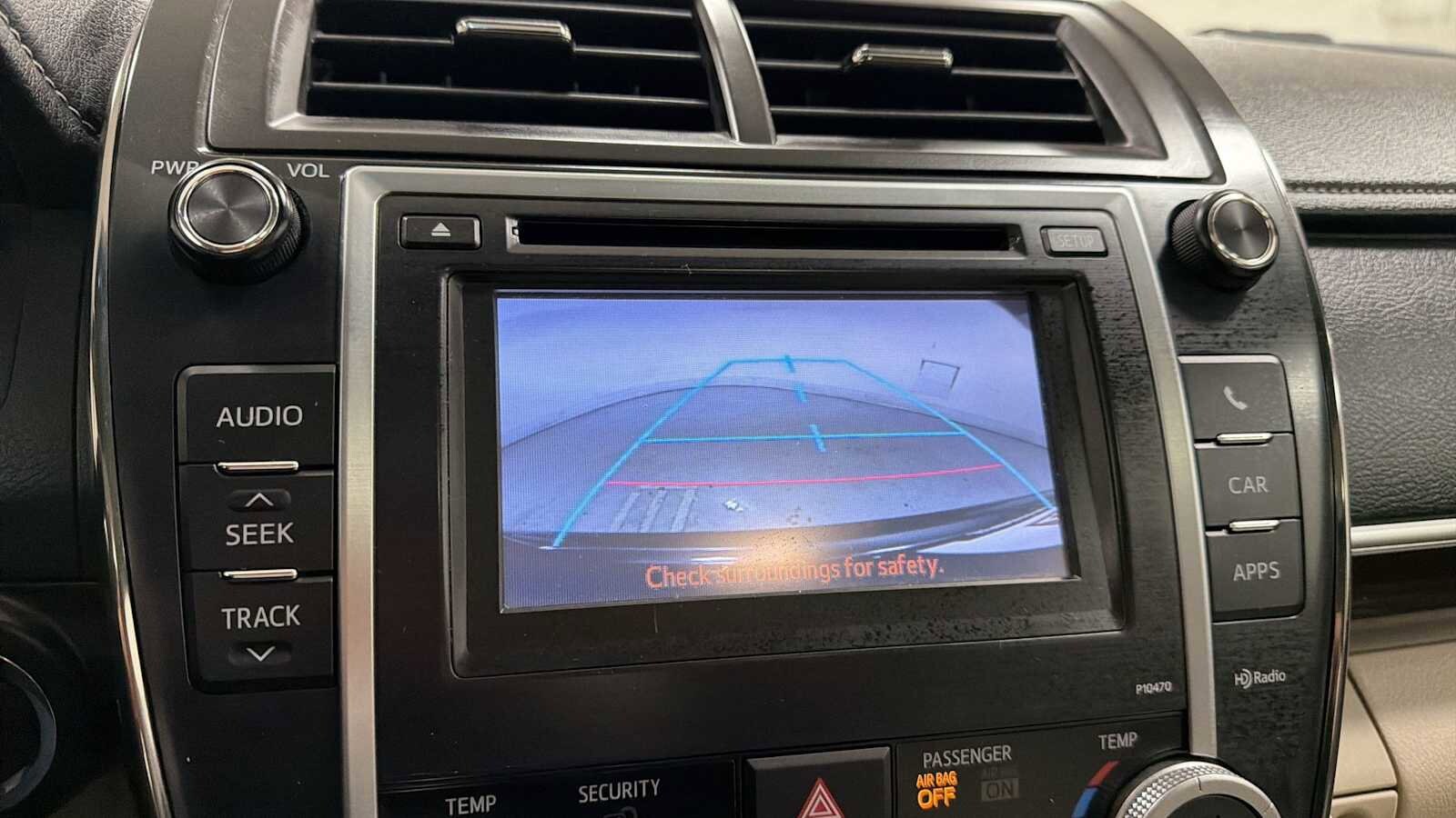 Thumbnail: 2013 Toyota Camry - 19