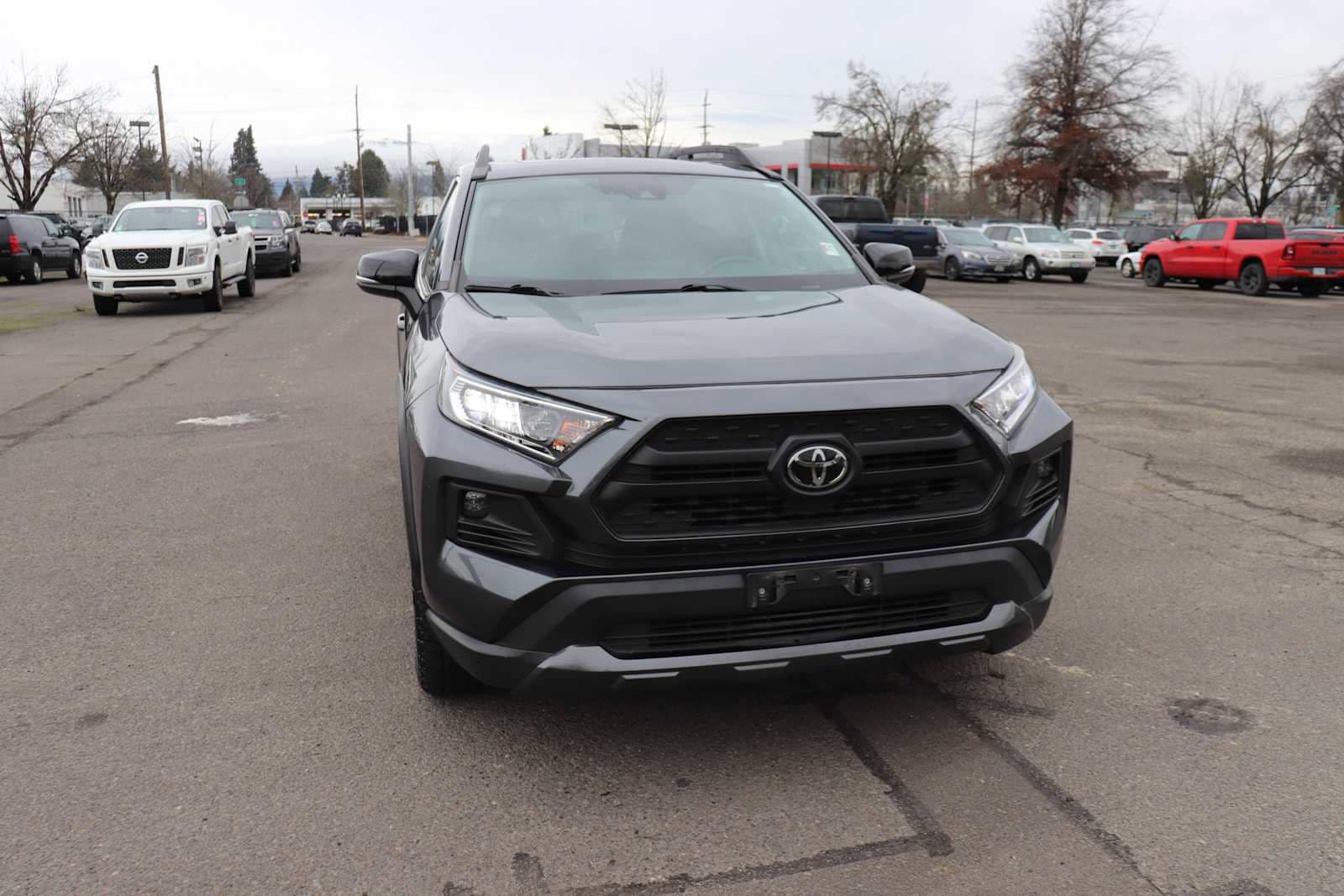 Thumbnail: 2020 Toyota RAV4 - 3