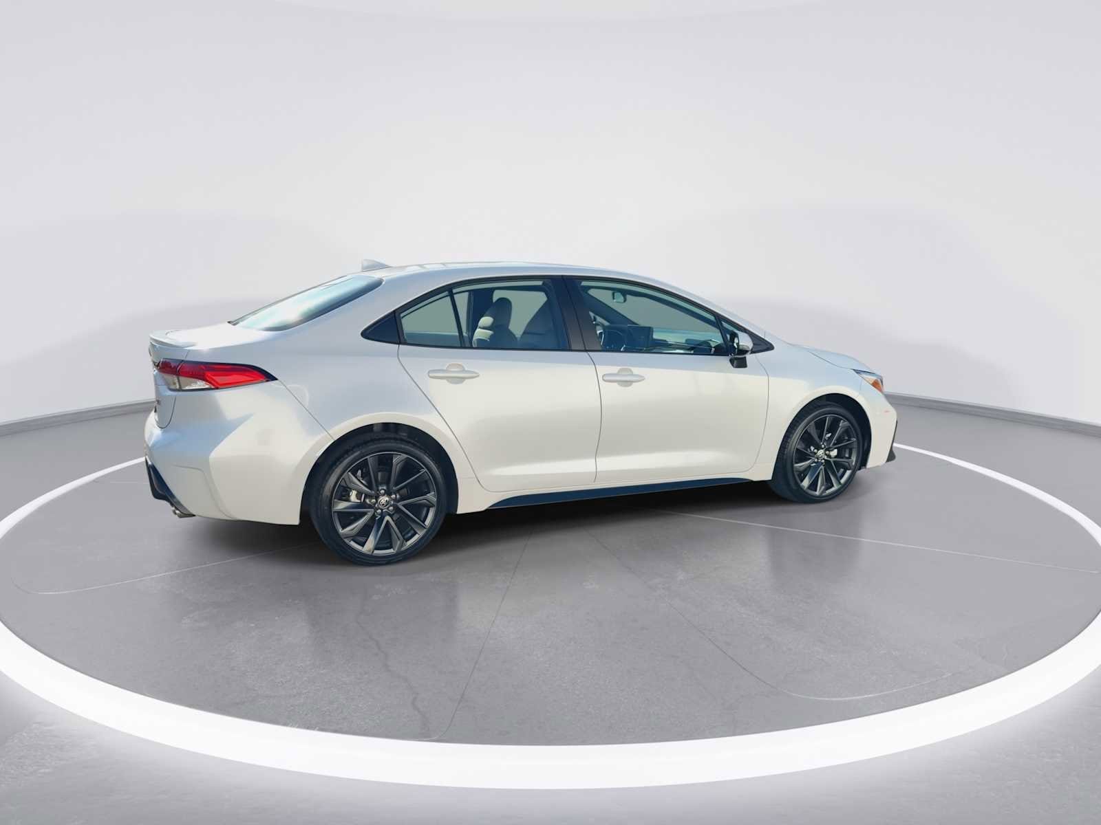 Thumbnail: 2026 Toyota Corolla - 8