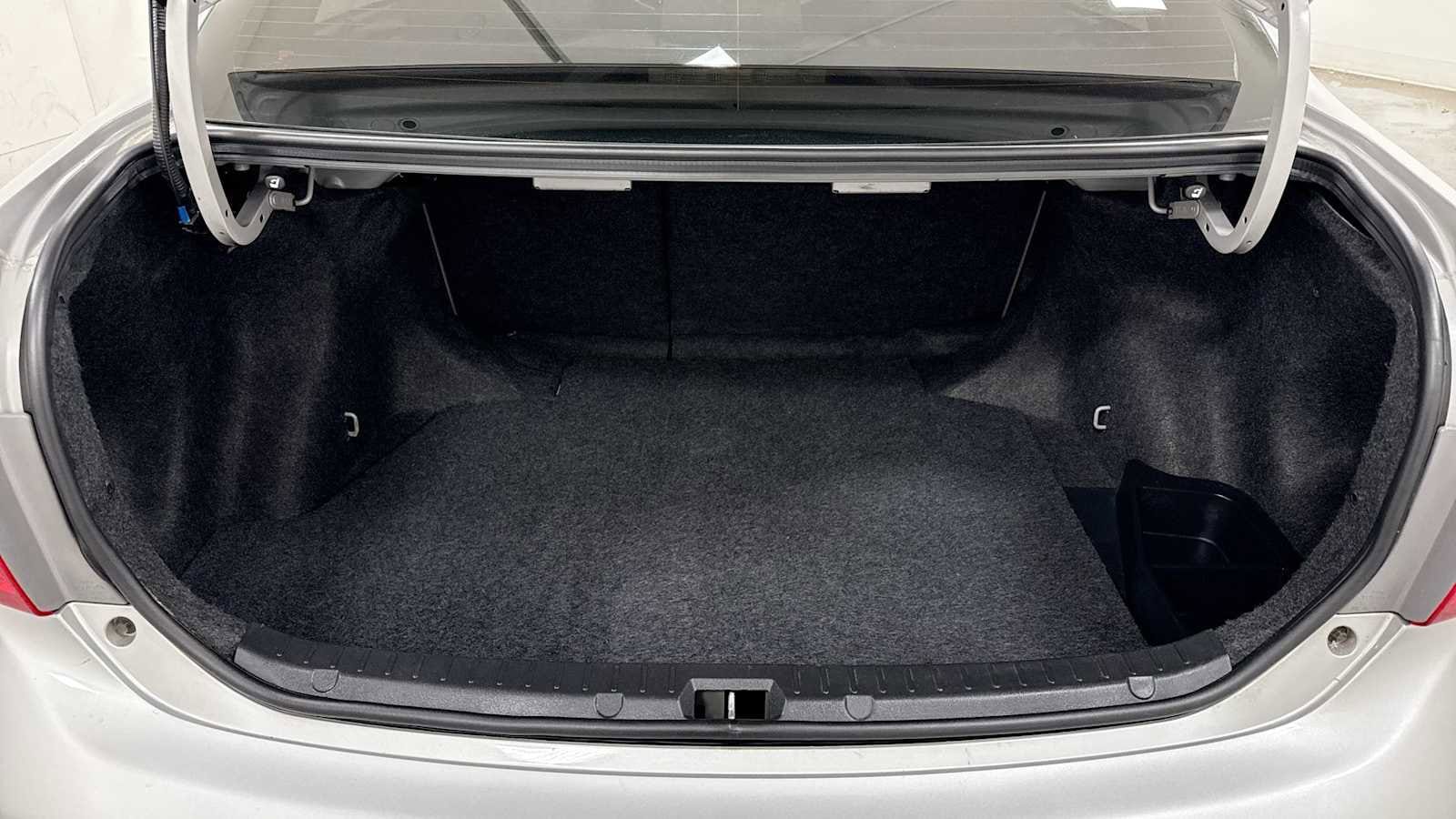 Thumbnail: 2009 Toyota Corolla - 25