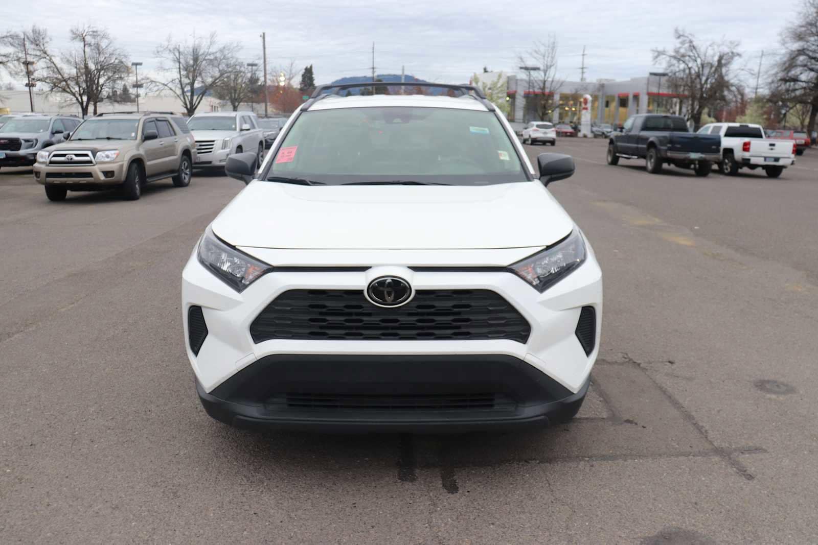 Thumbnail: 2020 Toyota RAV4 - 2