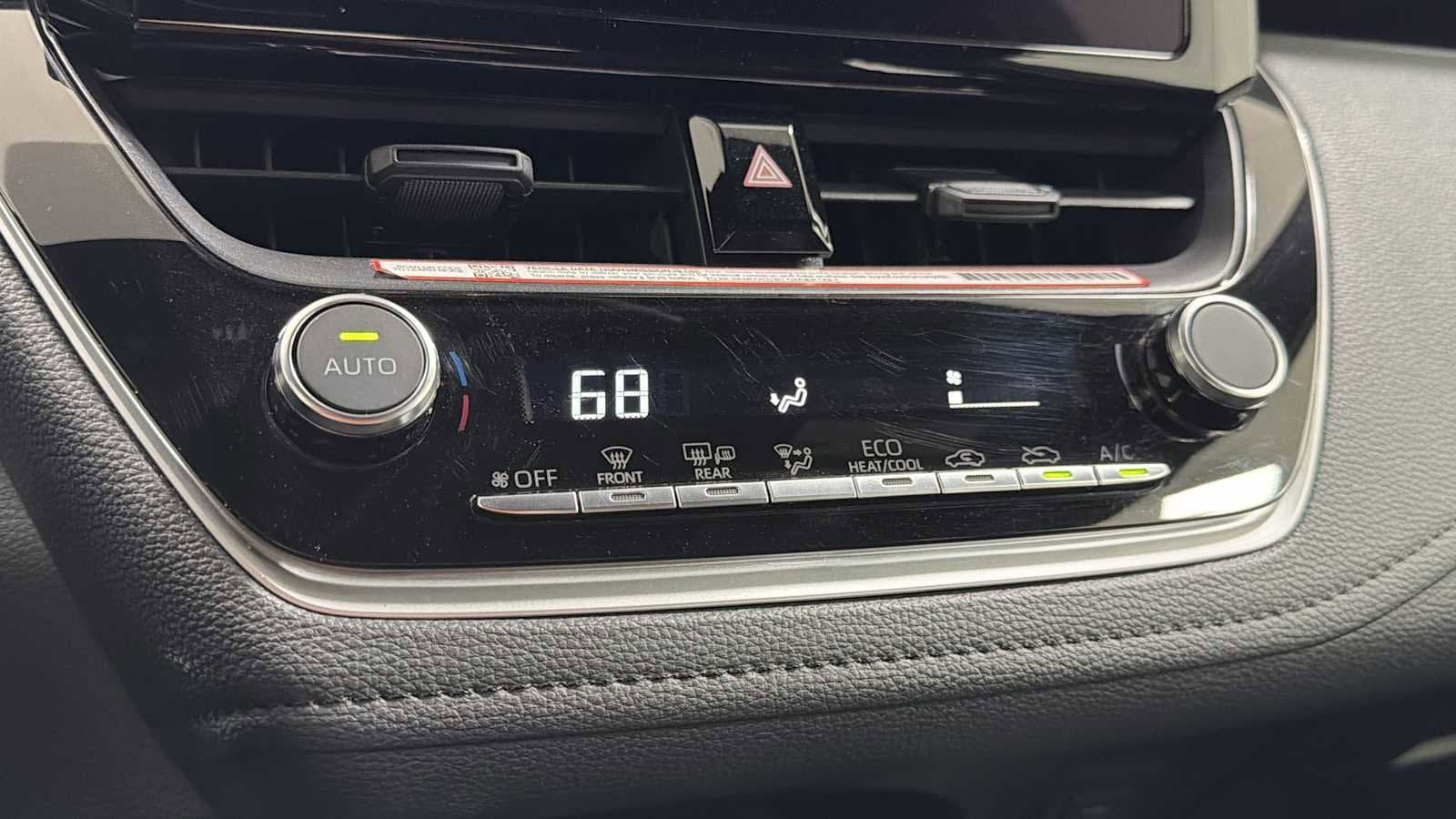 Thumbnail: 2025 Toyota Corolla - 21