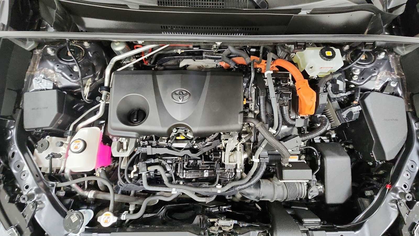 Thumbnail: 2020 Toyota RAV4 - 31