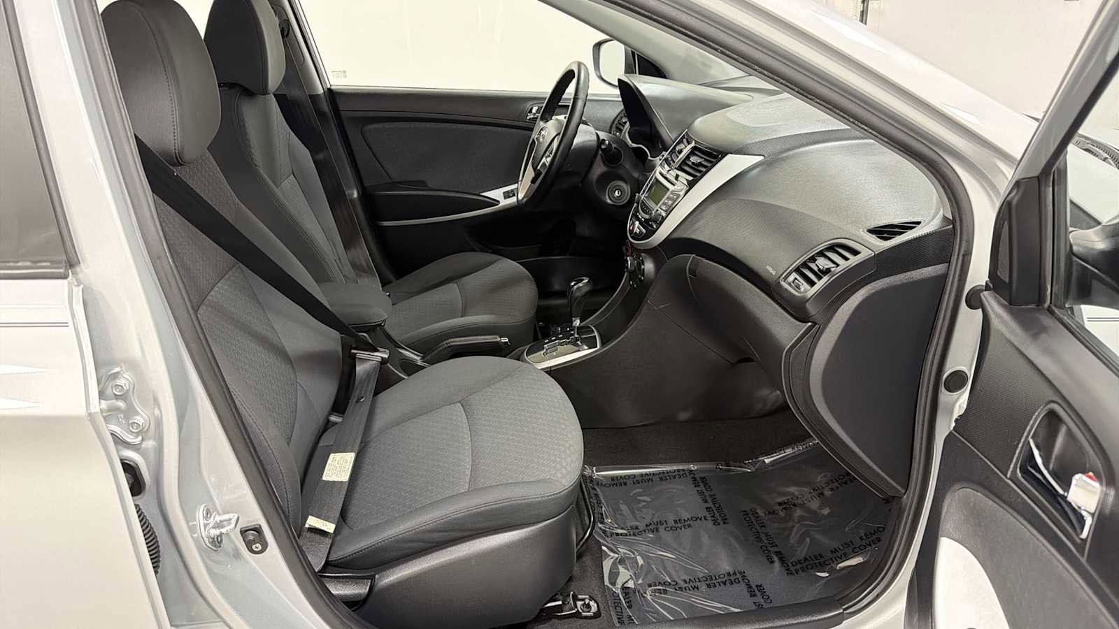 Thumbnail: 2012 Hyundai Accent - 27