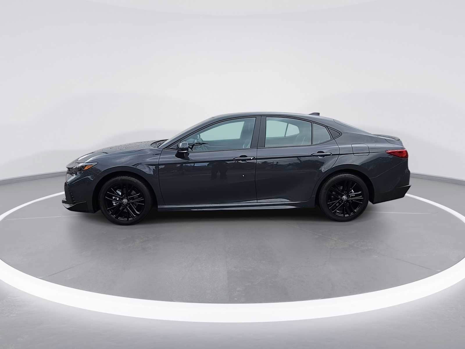 Thumbnail: 2025 Toyota Camry - 5