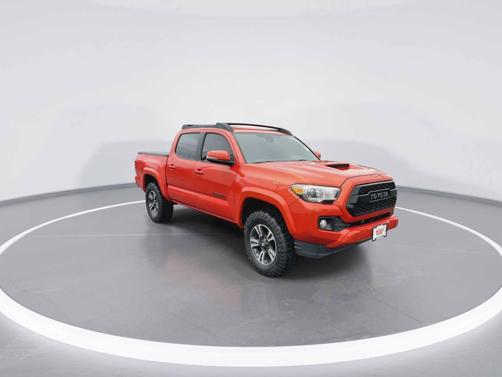 Thumbnail: 2018 Toyota Tacoma - 2