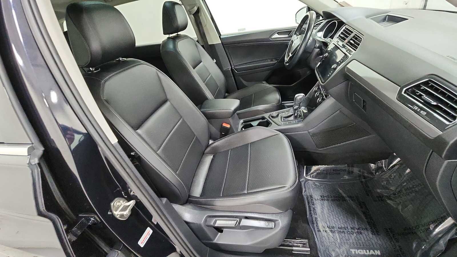 Thumbnail: 2019 Volkswagen Tiguan - 30