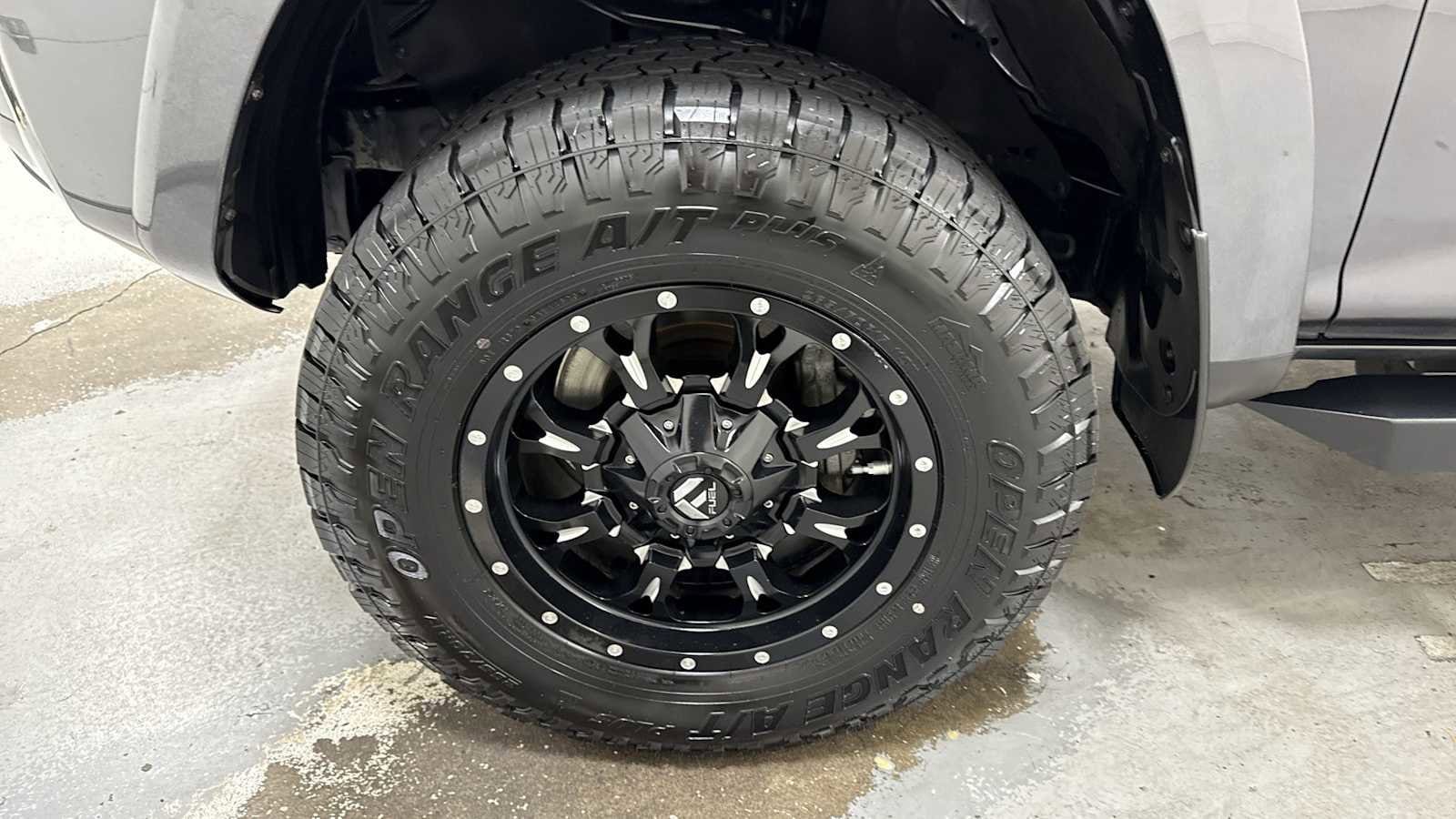 Thumbnail: 2021 Toyota 4Runner - 10