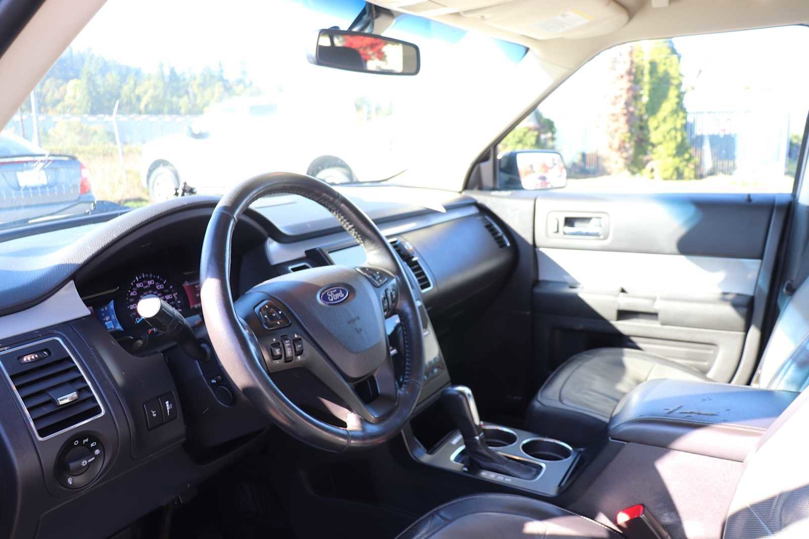 Thumbnail: 2014 Ford Flex - 10