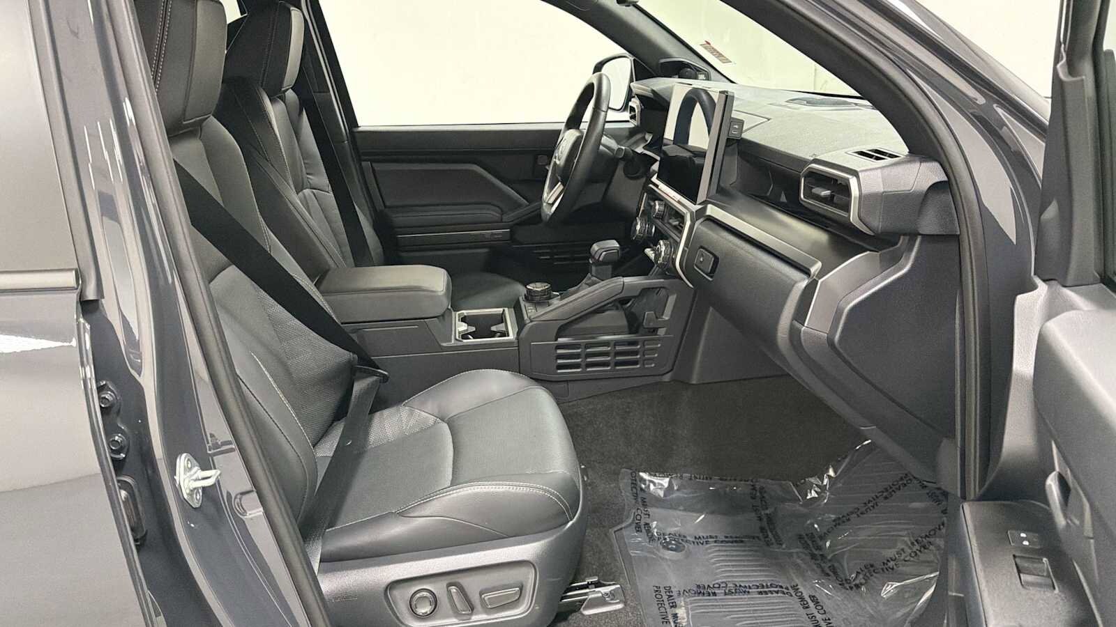 Thumbnail: 2025 Toyota 4Runner - 29