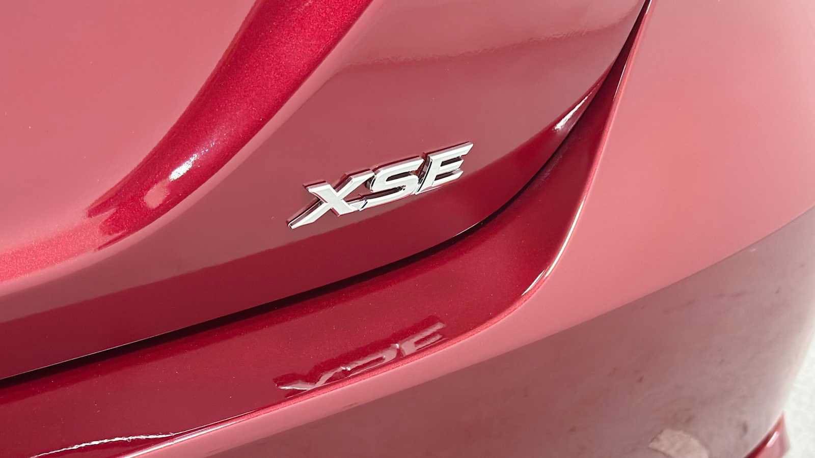 Thumbnail: 2018 Toyota Camry - 29