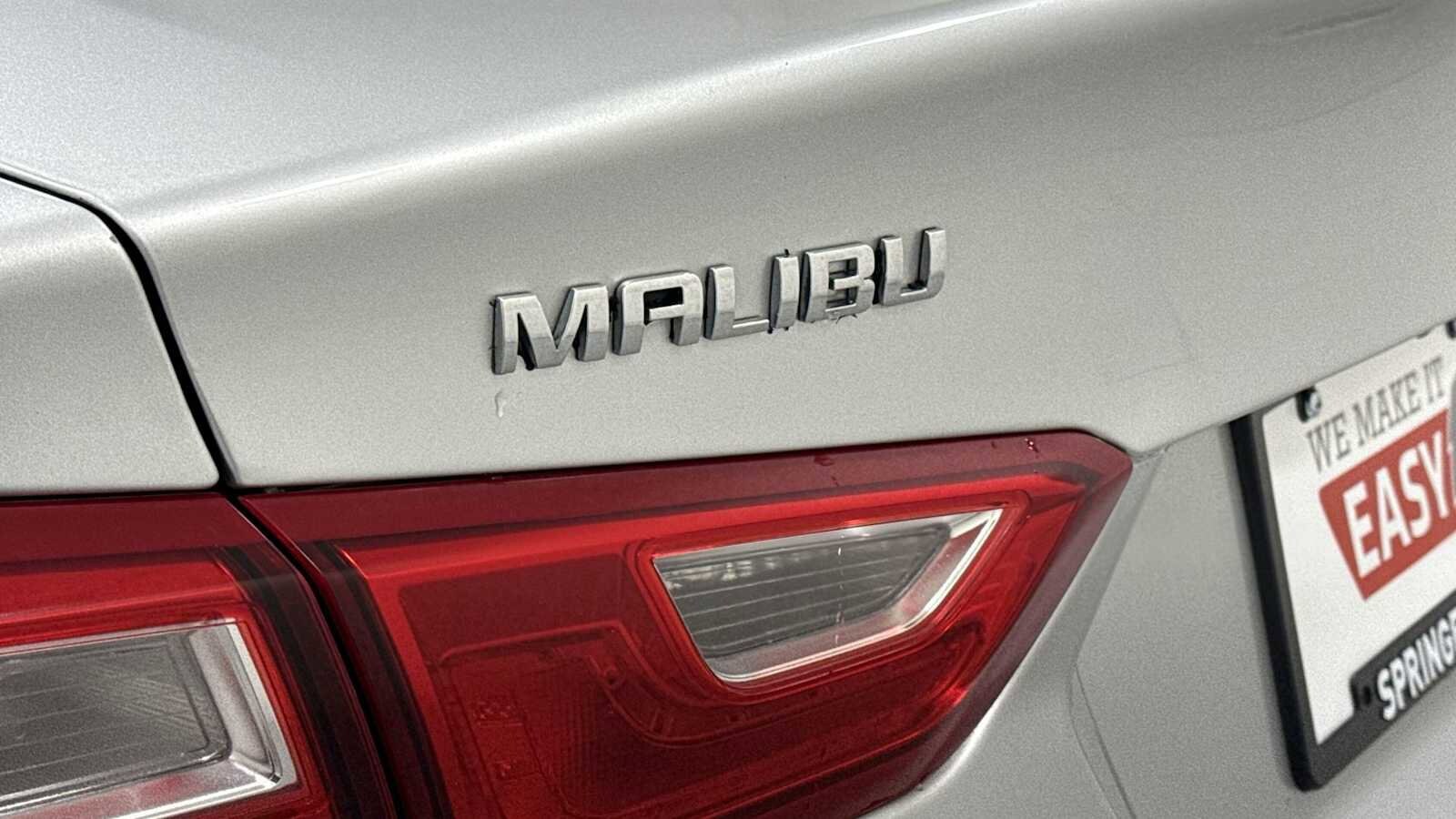 Thumbnail: 2018 Chevrolet Malibu - 27