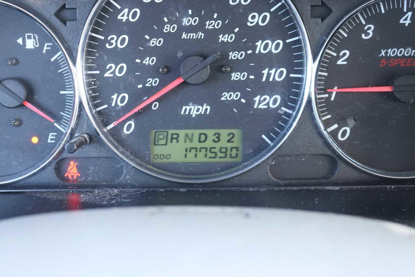 Thumbnail: 2004 Mazda MPV - 11