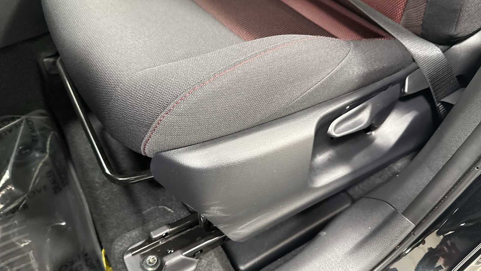 Thumbnail: 2025 Toyota Corolla Cross - 14