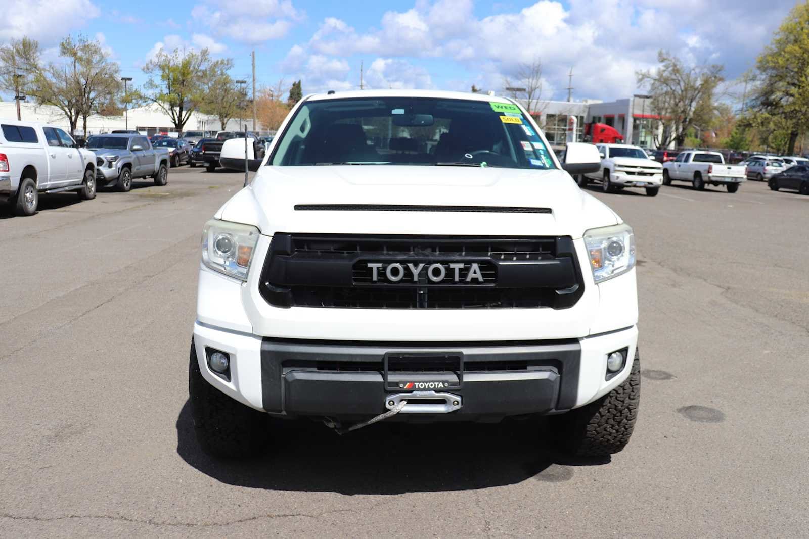 Thumbnail: 2017 Toyota Tundra - 2
