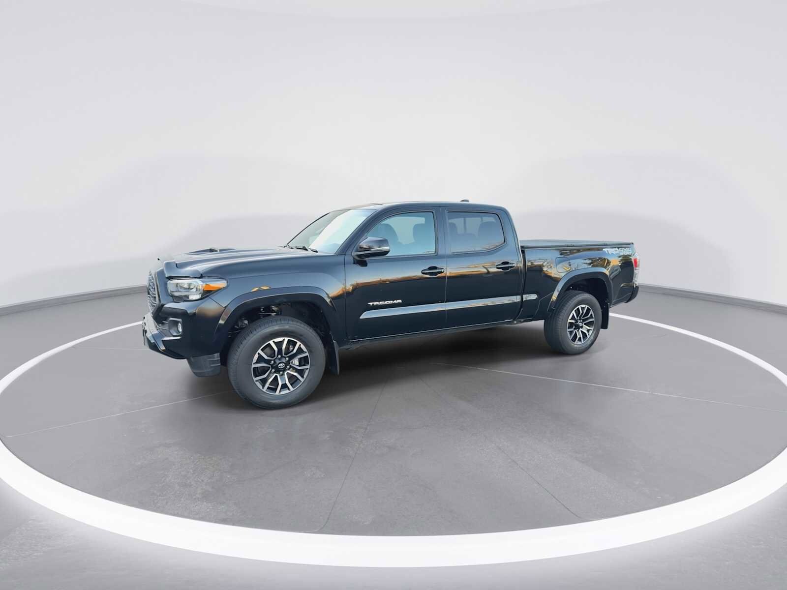 Thumbnail: 2021 Toyota Tacoma - 4