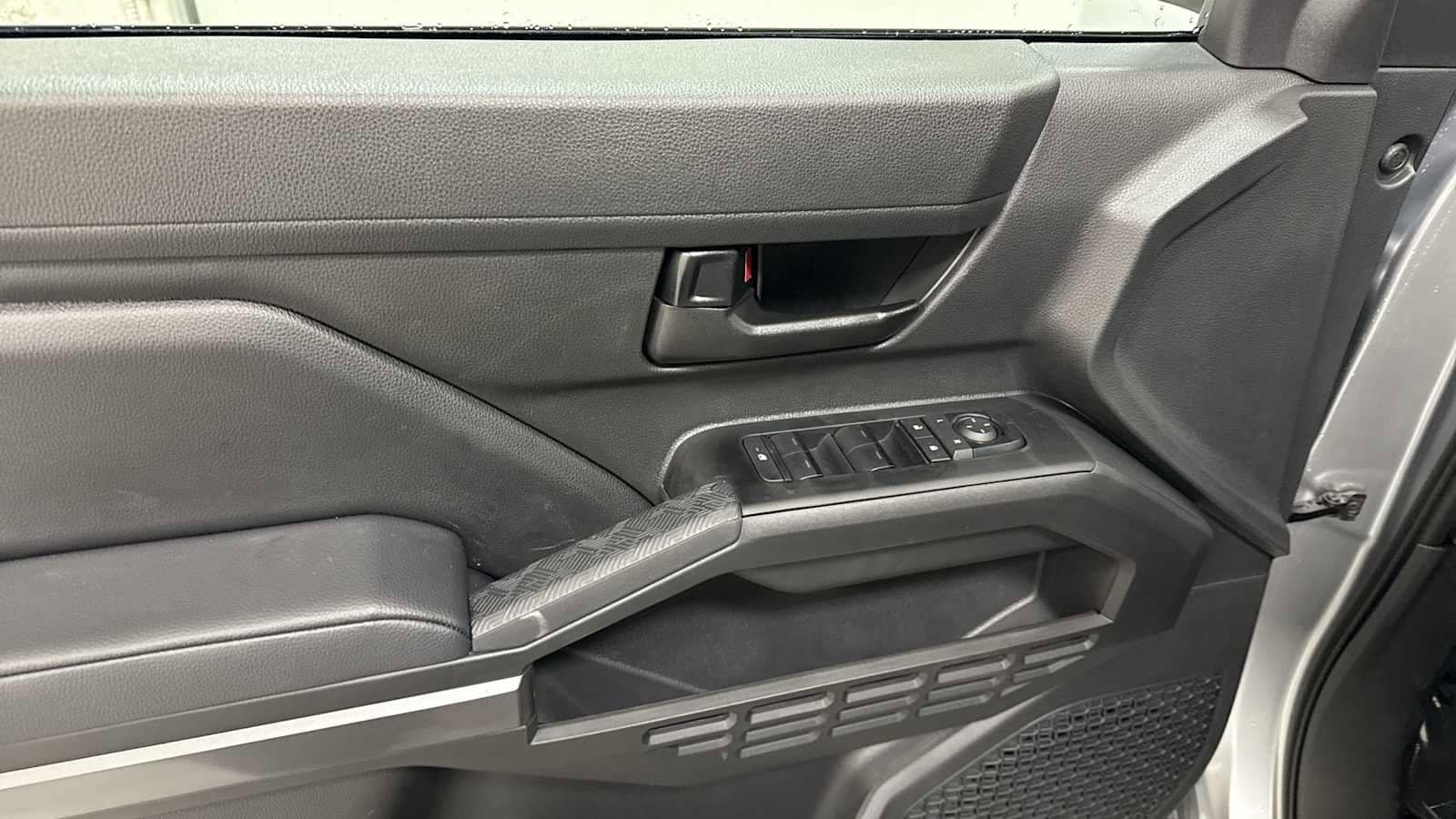 Thumbnail: 2025 Toyota Tacoma - 15