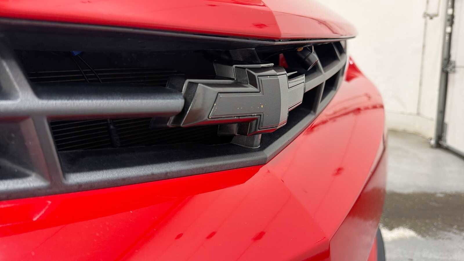 Thumbnail: 2015 Chevrolet Camaro - 26