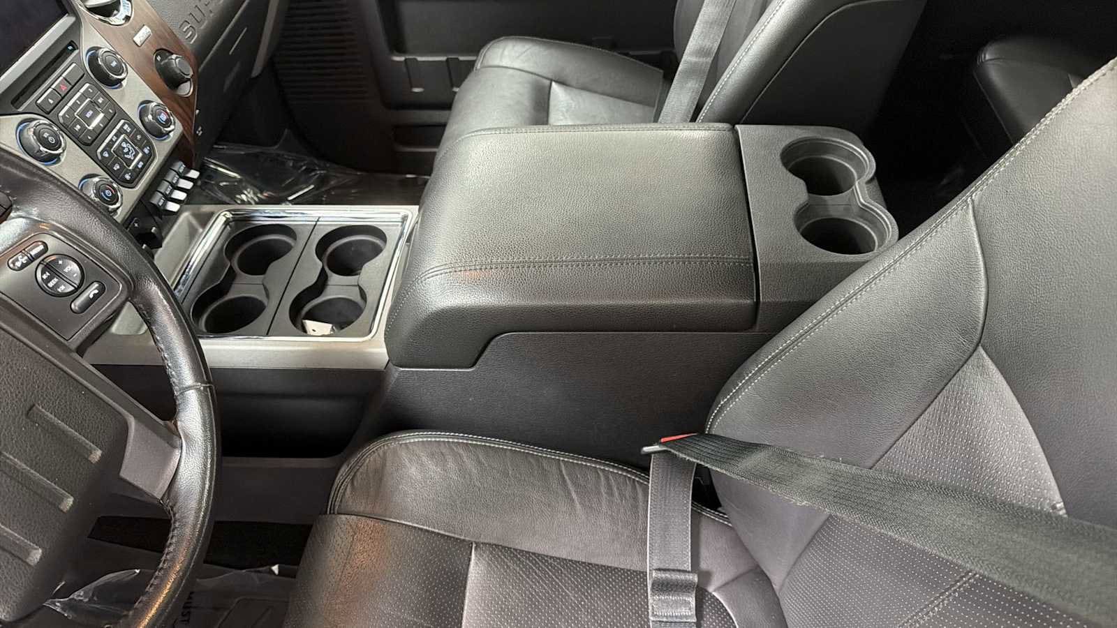 Thumbnail: 2015 Ford F-350 - 23