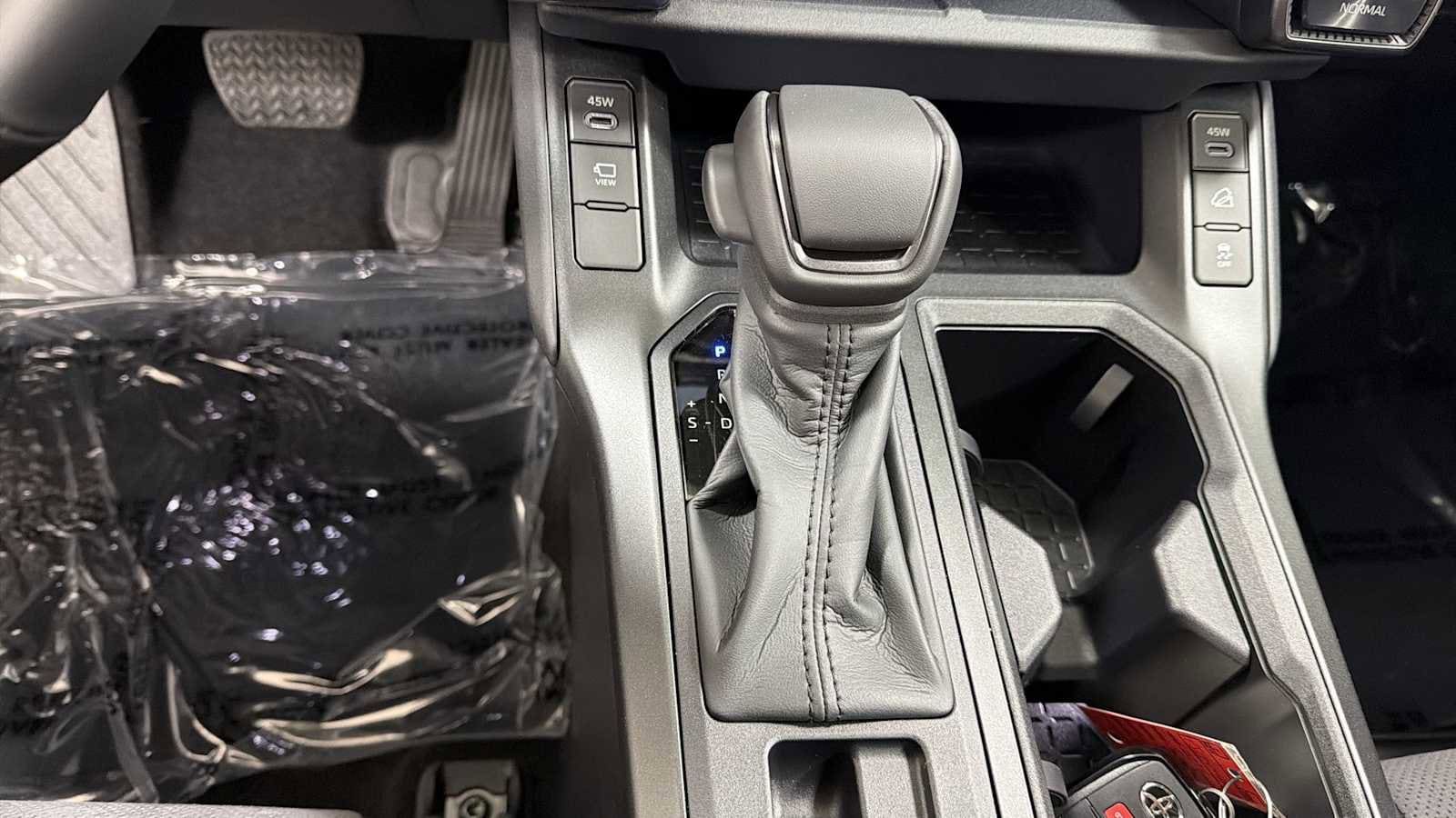 Thumbnail: 2026 Toyota RAV4 - 22