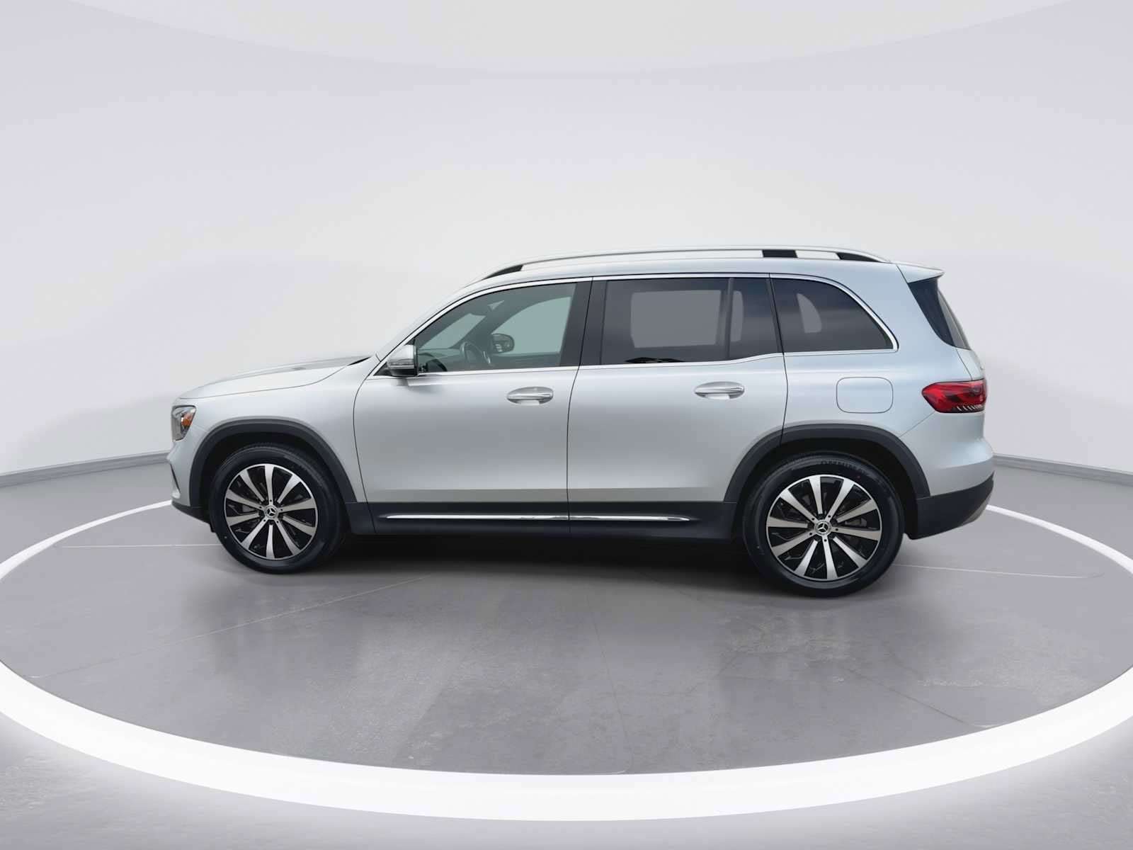Thumbnail: 2022 Mercedes-Benz GLB - 5