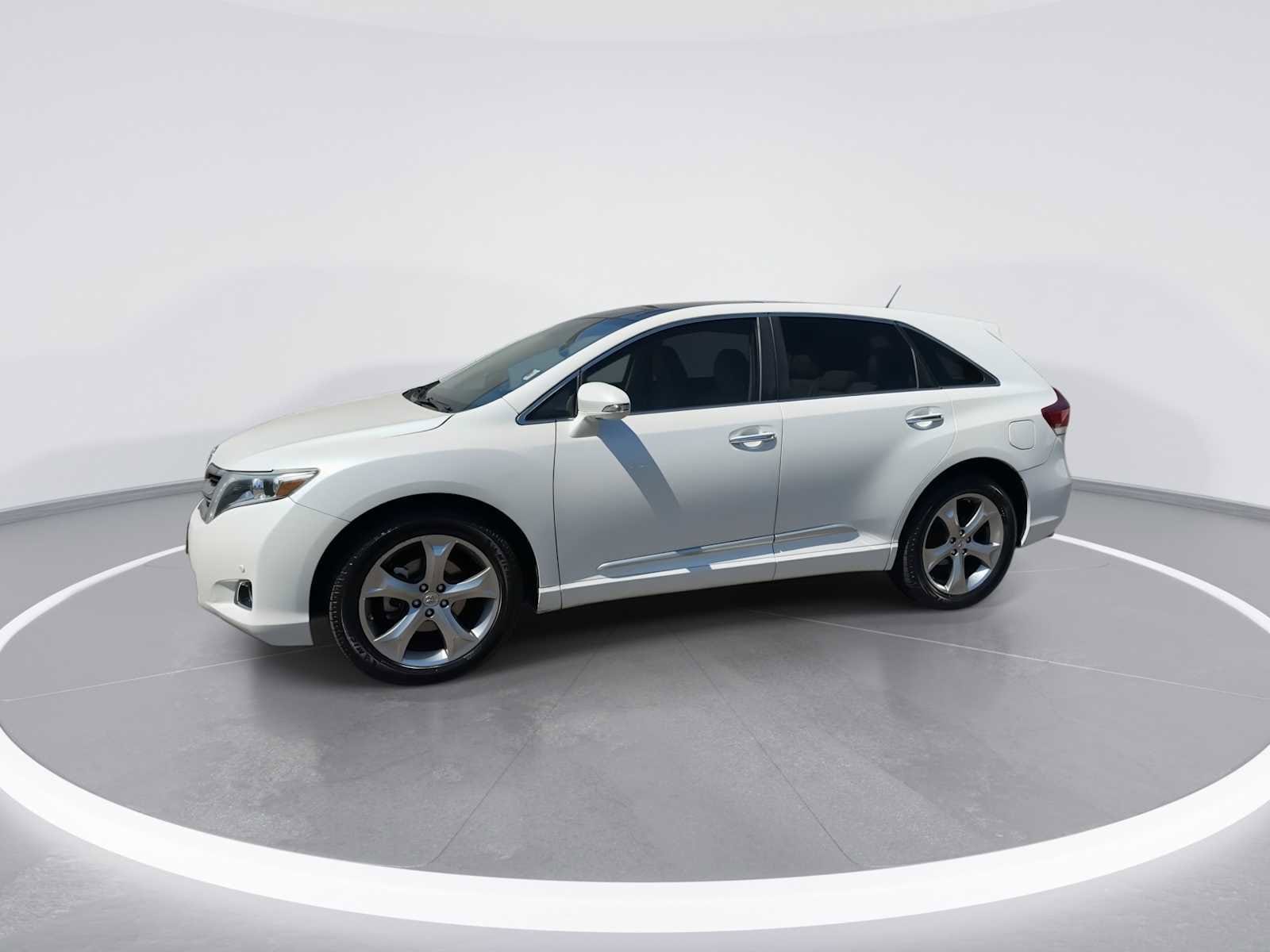 Thumbnail: 2015 Toyota Venza - 4