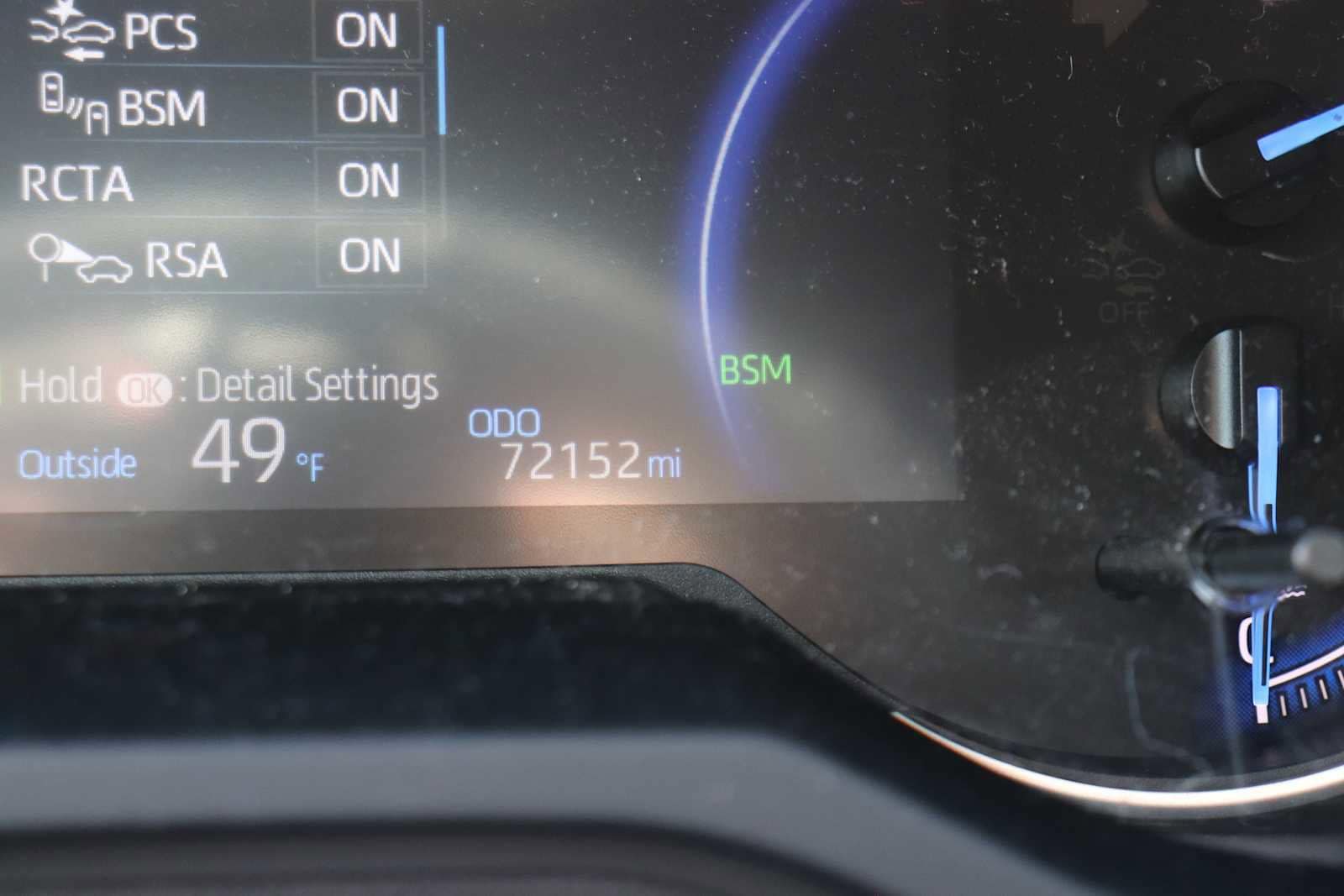 Thumbnail: 2021 Toyota RAV4 - 11