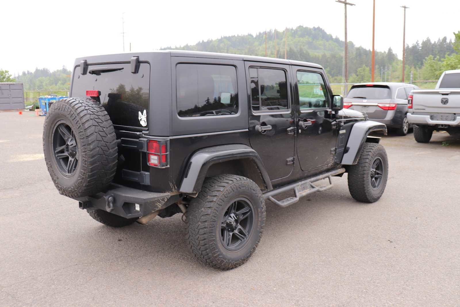 Thumbnail: 2017 Jeep Wrangler - 5