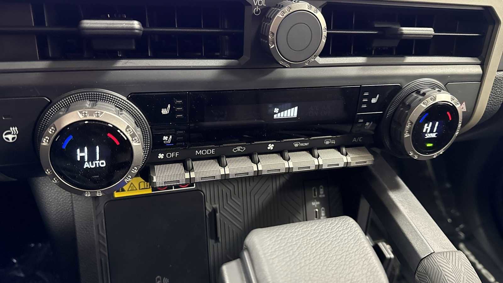 Thumbnail: 2025 Toyota Tacoma - 21