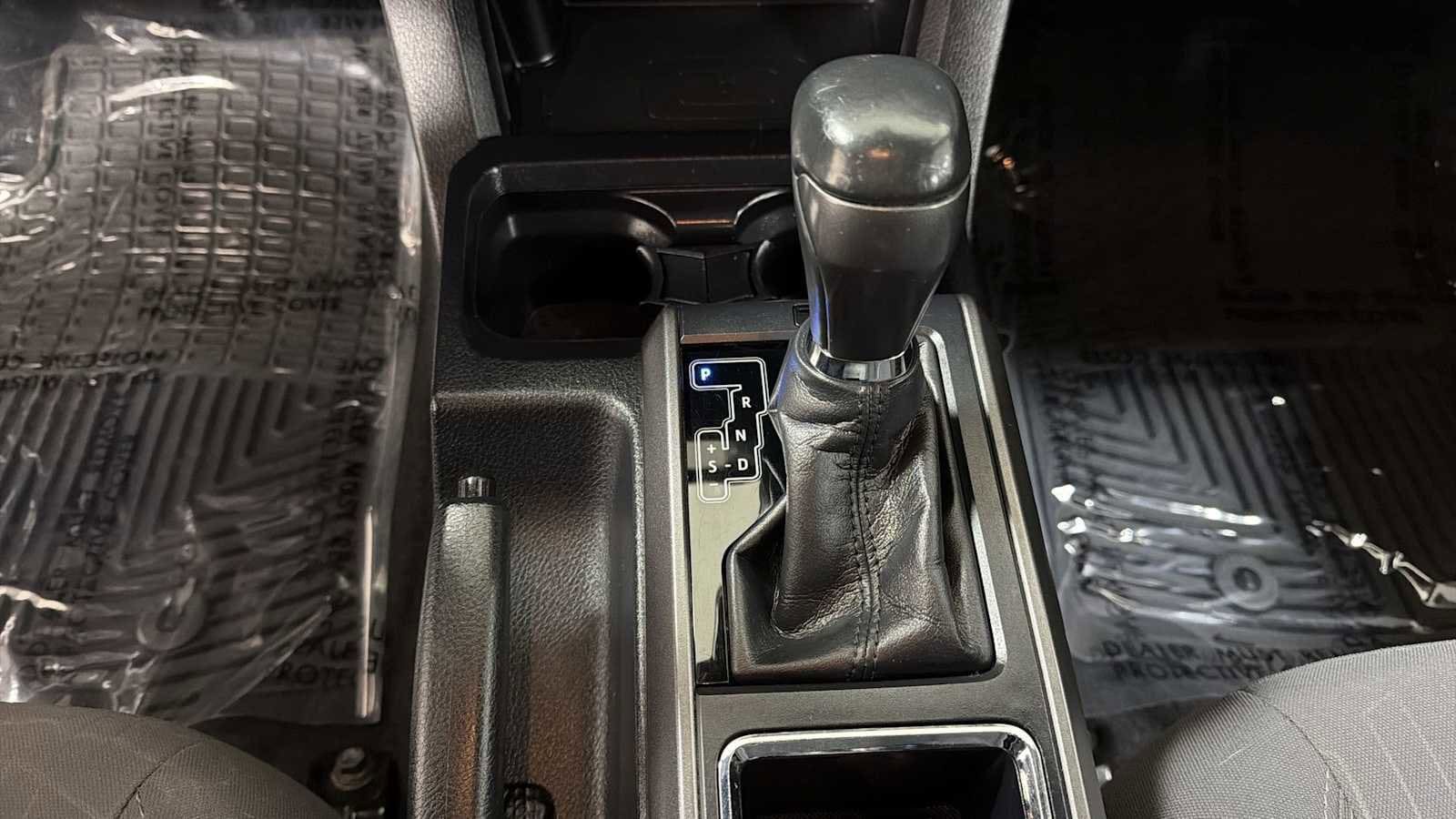 Thumbnail: 2018 Toyota Tacoma - 22