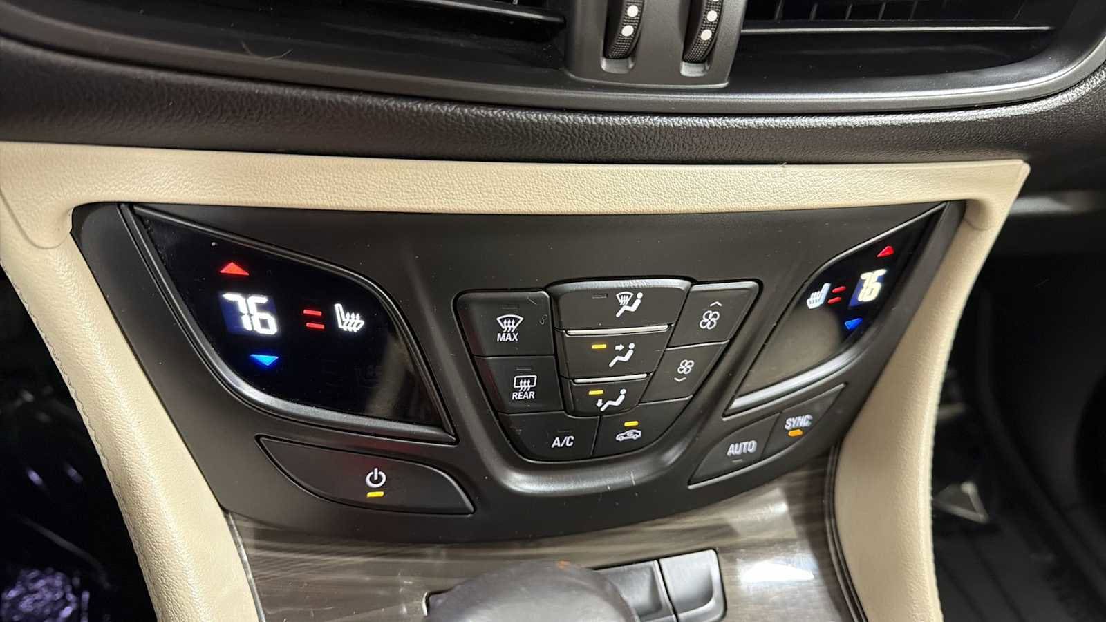 Thumbnail: 2020 Buick Envision - 21