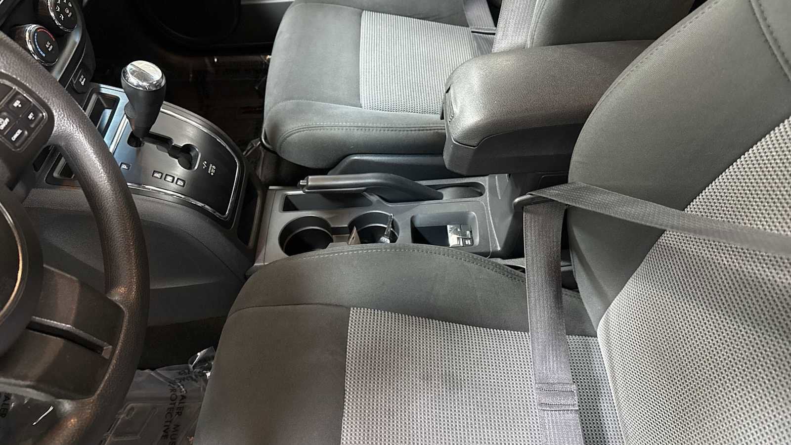 Thumbnail: 2016 Jeep Compass - 21