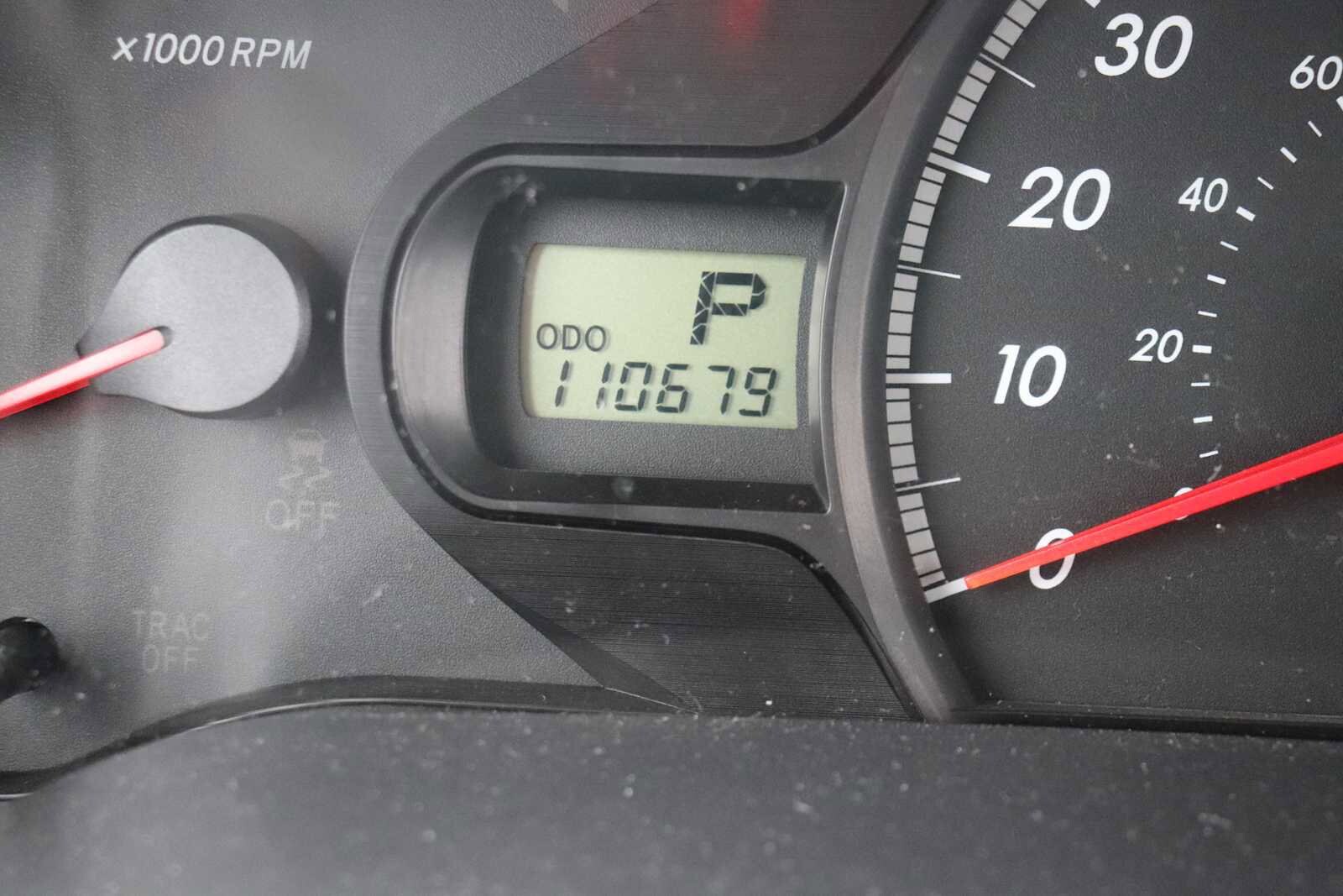 Thumbnail: 2013 Toyota Sienna - 11