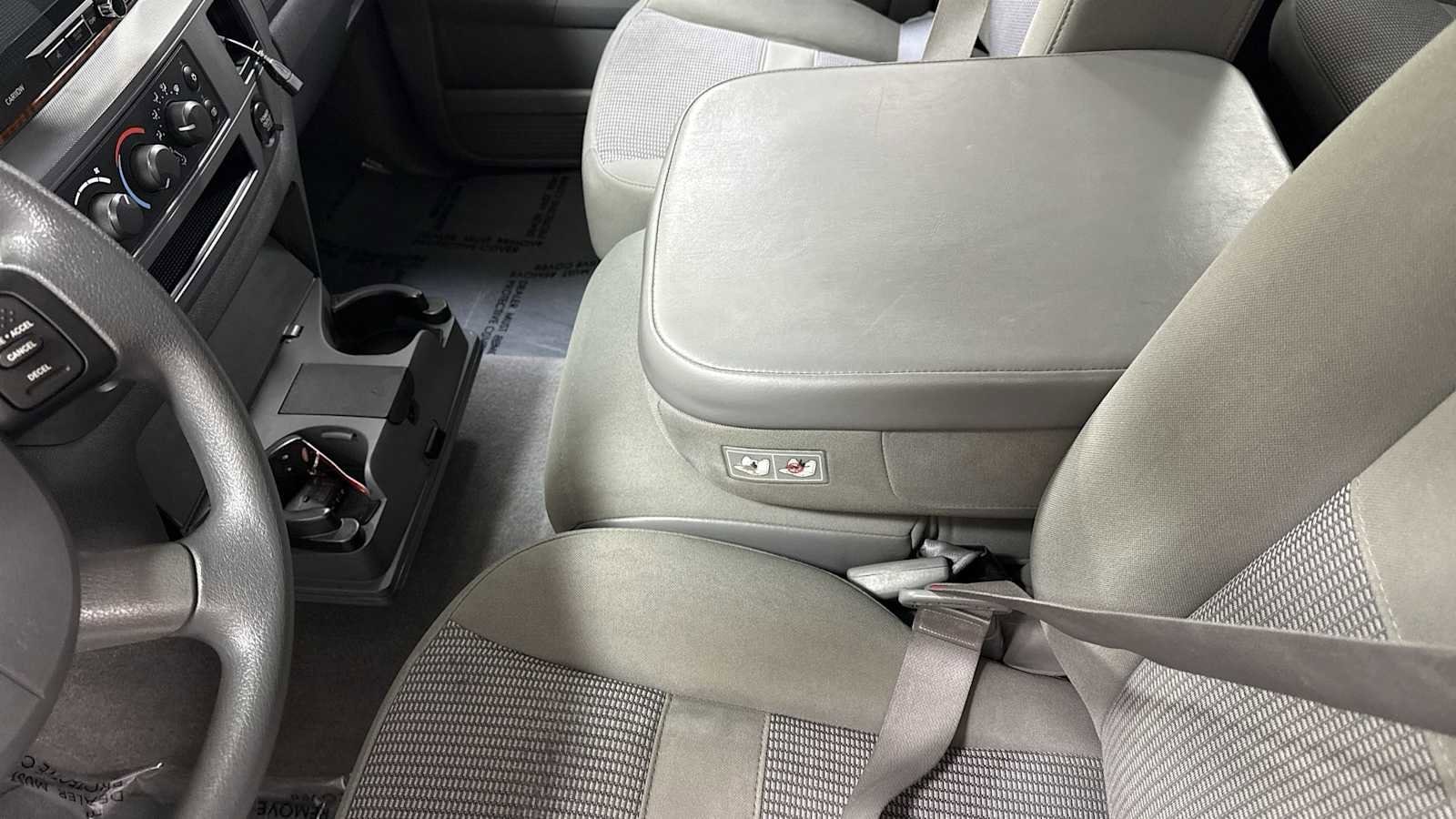 Thumbnail: 2006 Dodge Ram 1500 - 22