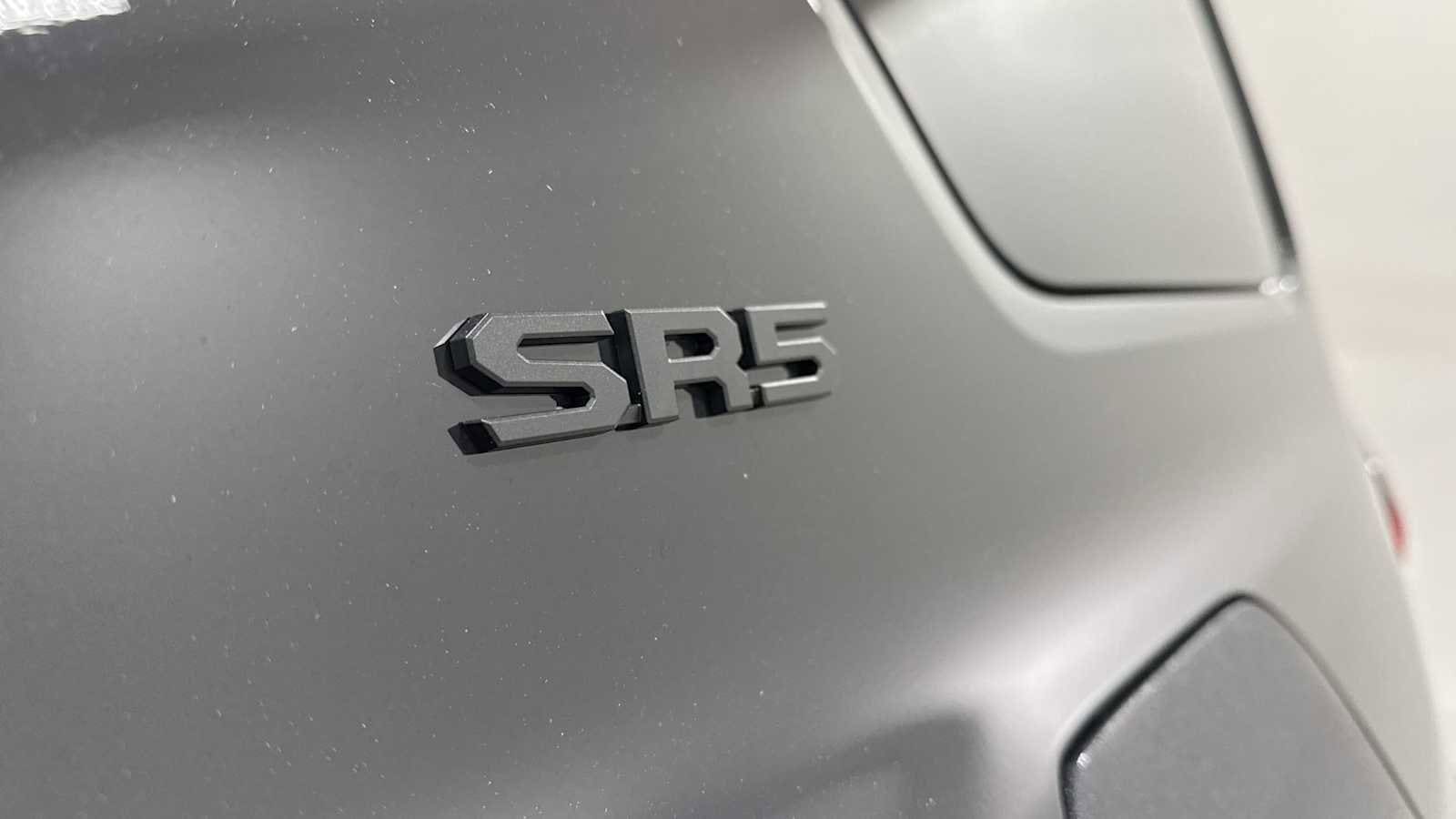 Thumbnail: 2025 Toyota 4Runner - 28