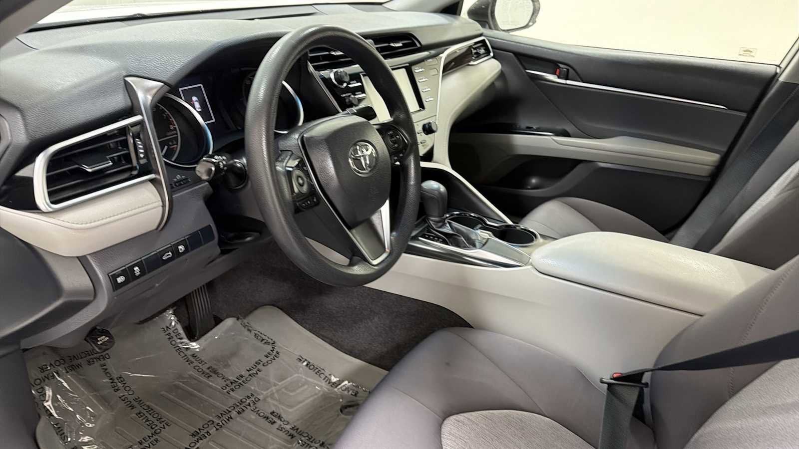 Thumbnail: 2018 Toyota Camry - 12