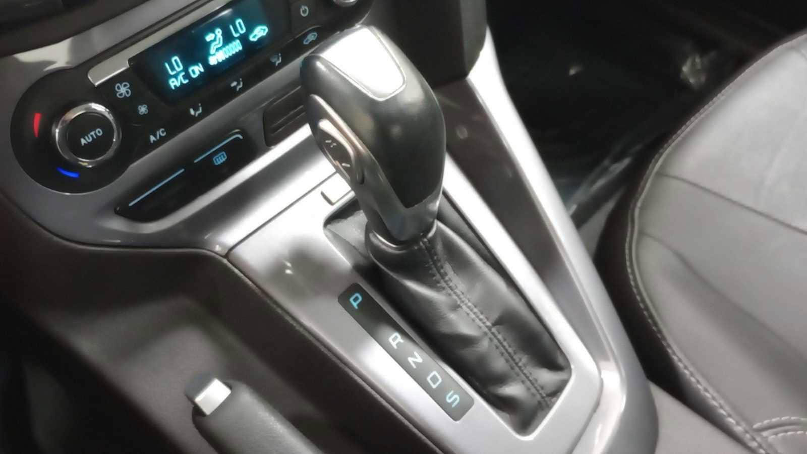 Thumbnail: 2014 Ford Focus - 22