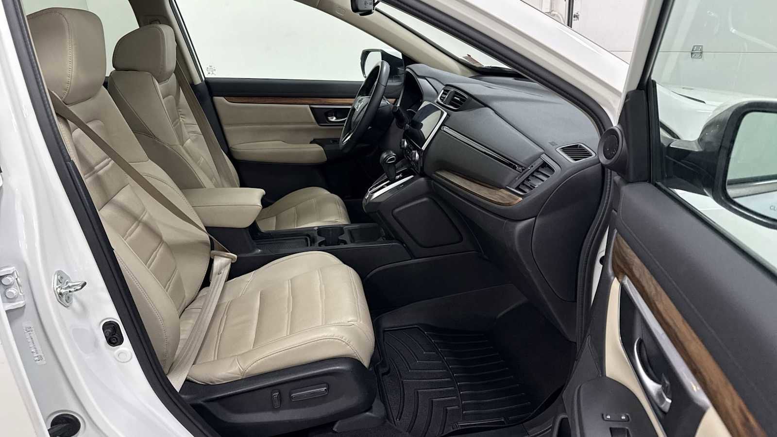 Thumbnail: 2017 Honda CR-V - 29