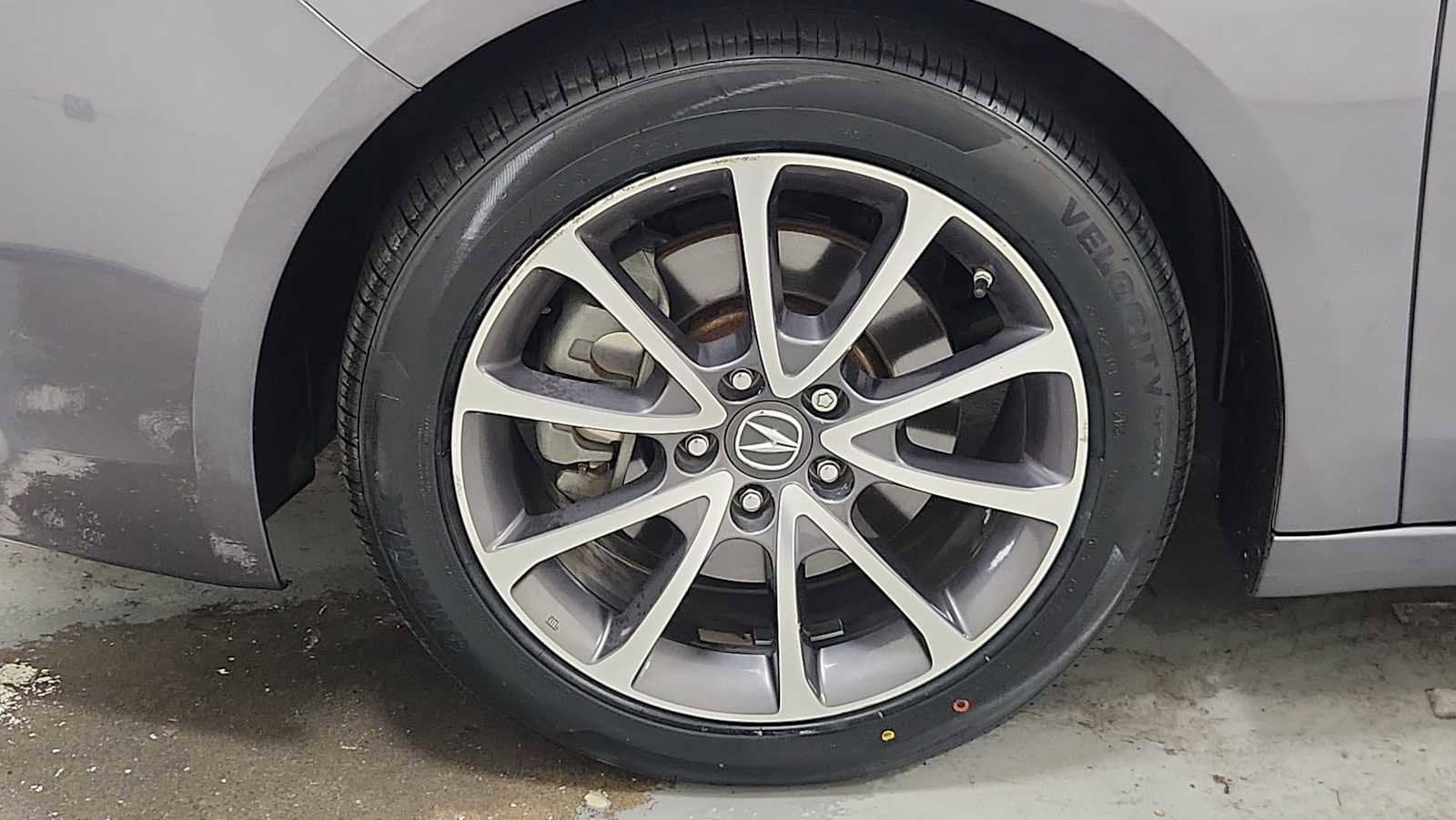 Thumbnail: 2017 Acura TLX - 10