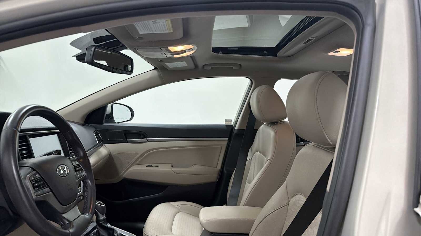 Thumbnail: 2018 Hyundai Elantra - 24