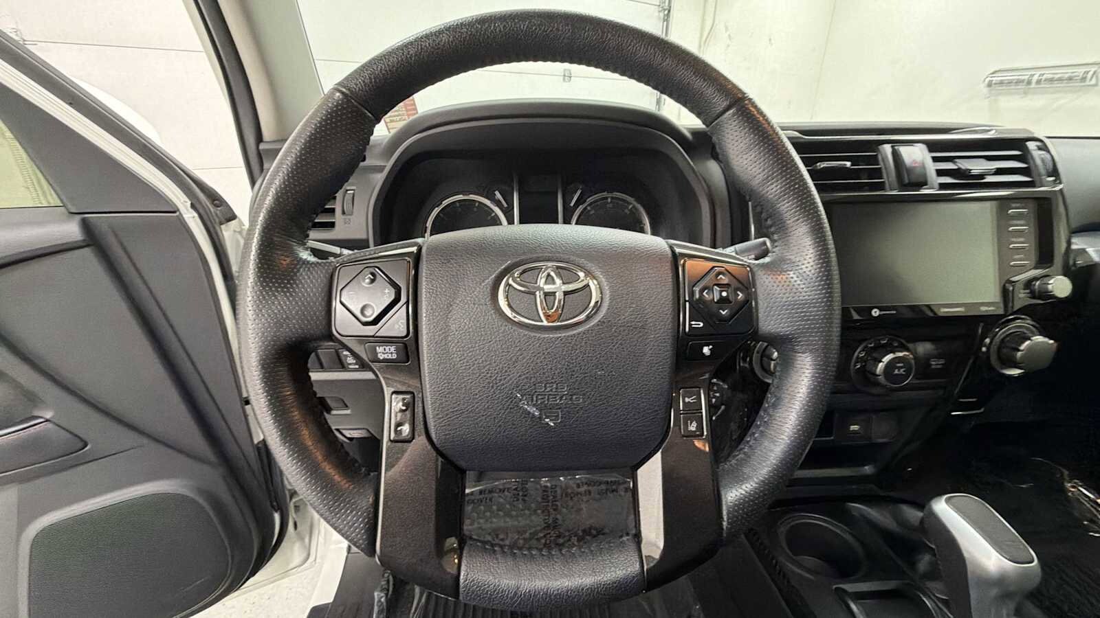 Thumbnail: 2023 Toyota 4Runner - 16