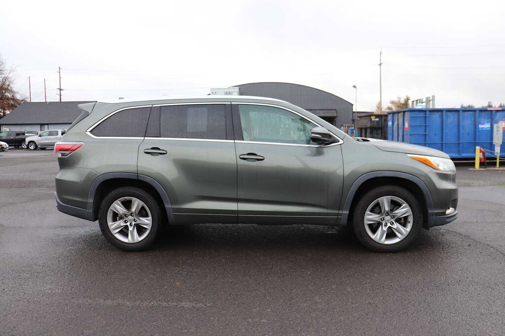 Used 2015 Toyota Highlander Limited V6 SUV