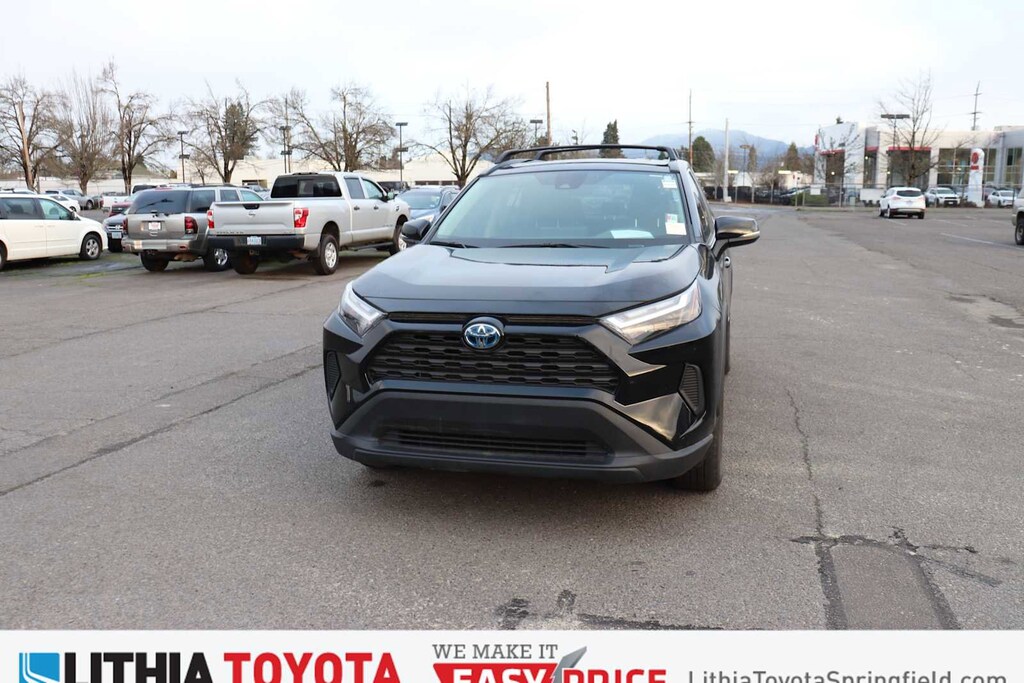 Used 2024 Toyota RAV4 Hybrid XLE SUV